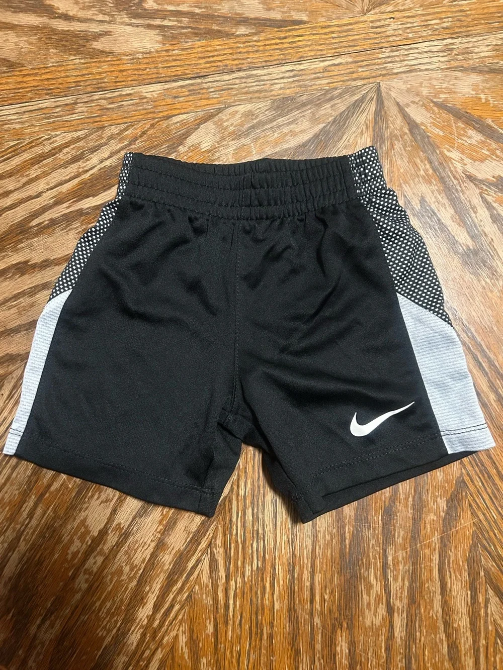 Nike Boys Black Dri-FIT Athletic Shorts, Size 24M (24 Months)